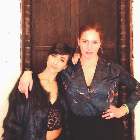 Meet your Posher, Hannah - Picture 3 of 9